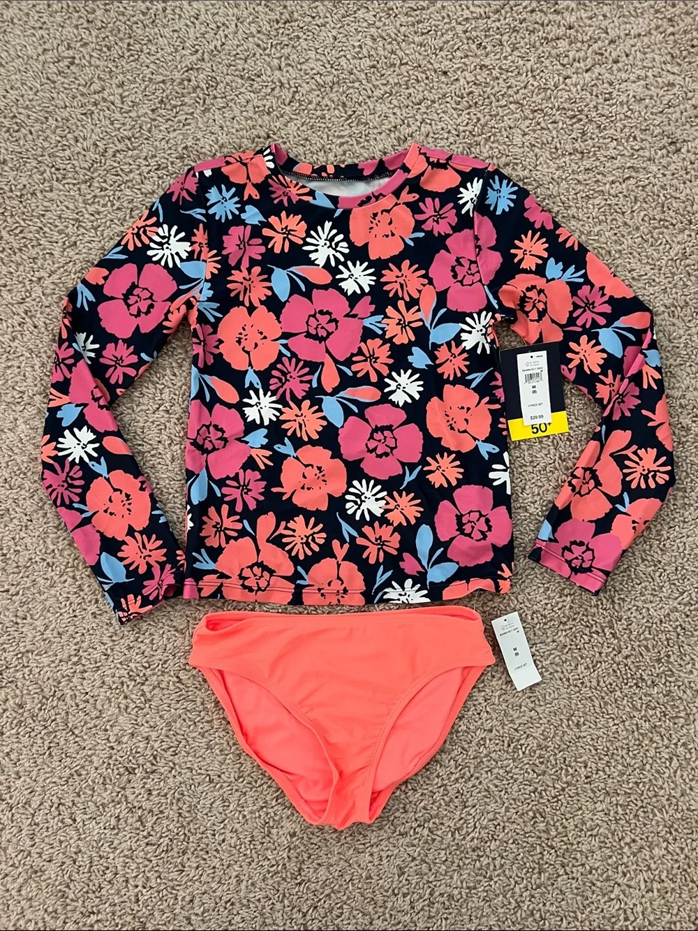 GAP Rashguard Set